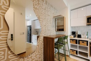 Apartment - w Majestic Loft w Balcony in Roma Norte (Mexico City)