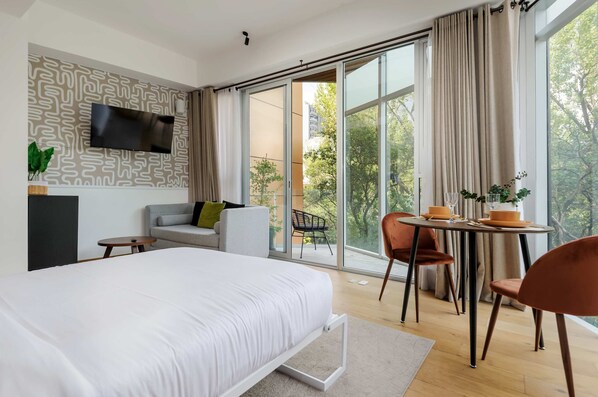 Apartment - w Majestic Loft w Balcony in Roma Norte (Mexico City)