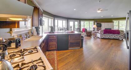 ~ 4 Mi to German Market: Millersburg Retreat