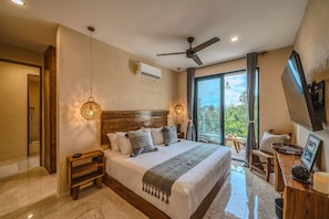 6 bedrooms, iron/ironing board, free WiFi, bed sheets