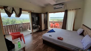 Traditional Room | Free WiFi, bed sheets