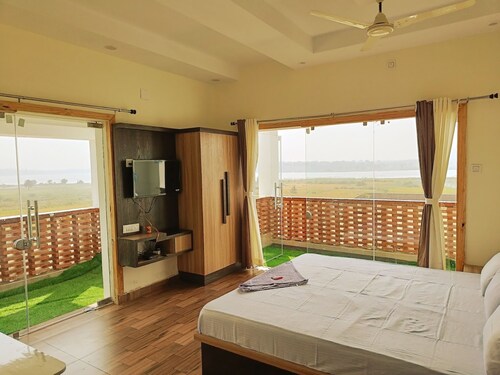 Allure de Baranti Purulia