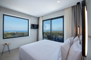 4 Schlafzimmer, Schreibtisch, Bügeleisen/Bügelbrett, Reisekinderbett