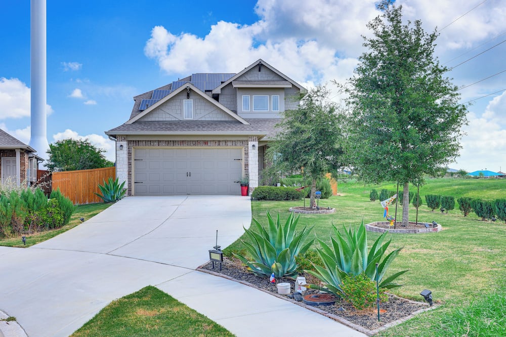 Large Fenced Yard: Family-friendly Kyle Home - Uhland, TX