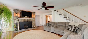 The 'big House' at Elk Creek Escape w/ Game Room