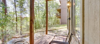 Basye Getaway w/ Pool Access, 2 Mi to Bryce Resort