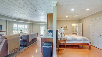 Apartment (0 Bedroom) | Interior