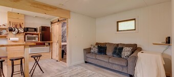 Community Perks: Elk Creek Escape - Deluxe Cabin C