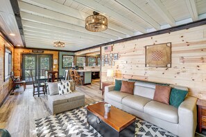 House (1 Bedroom) | Interior