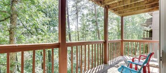 Bryce Resort Getaway w/ Sauna, 1 Mi to Lake Beach!