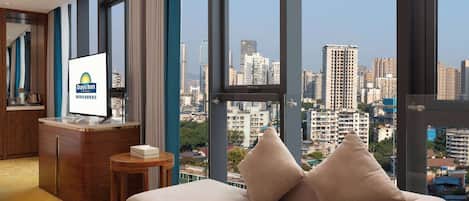 Room, 1 King Bed, Non Smoking, City View