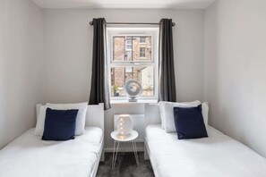 2 bedrooms - Host & Stay | Shipwright Lodge (Whitby)