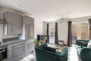 TV - Host & Stay | Shipwright Lodge (Whitby)