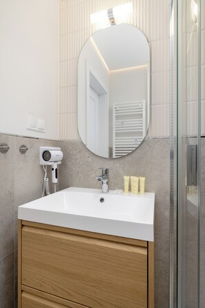Bathroom - Apartment Center of Katowice by Renters (Katowice)