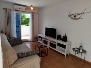 Smart TV, stereo