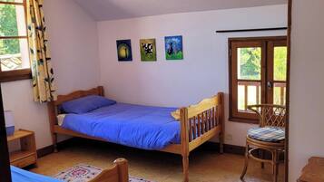 5 Schlafzimmer, Reisekinderbett, WLAN, Bettwäsche
