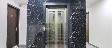 Elevator