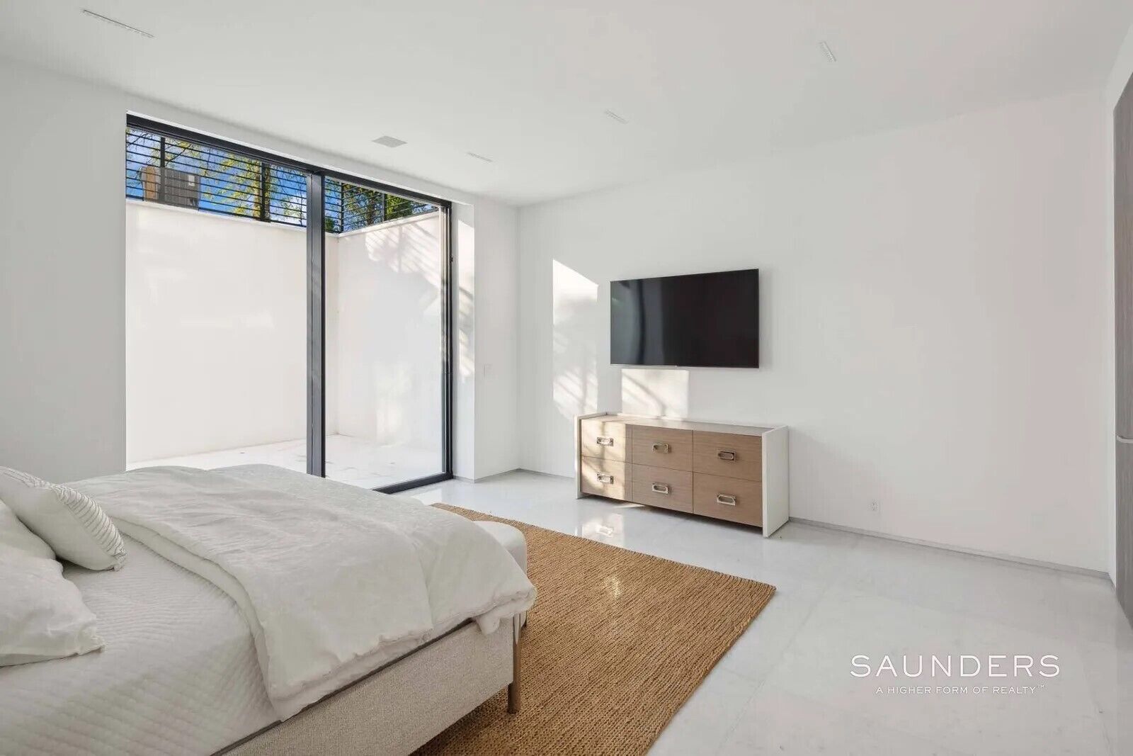 10 habitaciones, wifi y ropa de cama 