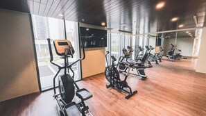 Fitness facility - Luxury 2 Bedroom Apartment - Creek Harbour (Creek Harbor)
