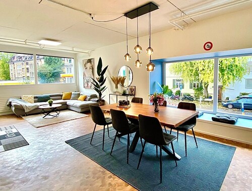 120m2 stylish 3-Bedroom Flat