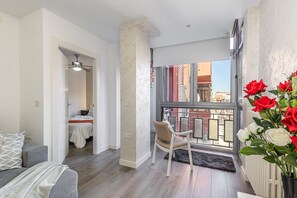 2 habitaciones, tabla de planchar con plancha y wifi gratis