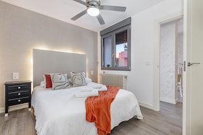 2 Schlafzimmer, Bügeleisen/Bügelbrett, kostenloses WLAN