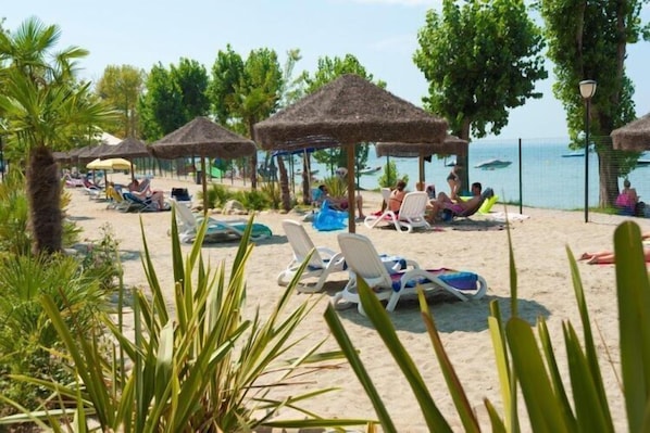 Sun-loungers
