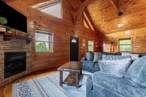 Télévision, cheminée