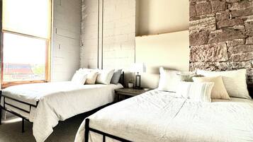 2 chambres, fer et planche à repasser, Wi-Fi, draps fournis