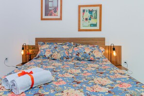 1 camera, ferro/asse da stiro, Wi-Fi, lenzuola