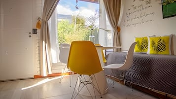 Apartment | Dining