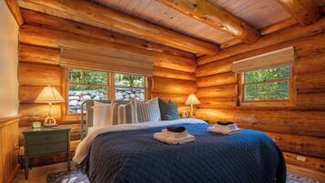 4 Schlafzimmer, Schreibtisch, Bügeleisen/Bügelbrett, Reisekinderbett