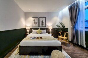 Superior Double Room, City View | Desk, blackout drapes, iron/ironing board, free WiFi - De' Bliss House  (Da Lat)