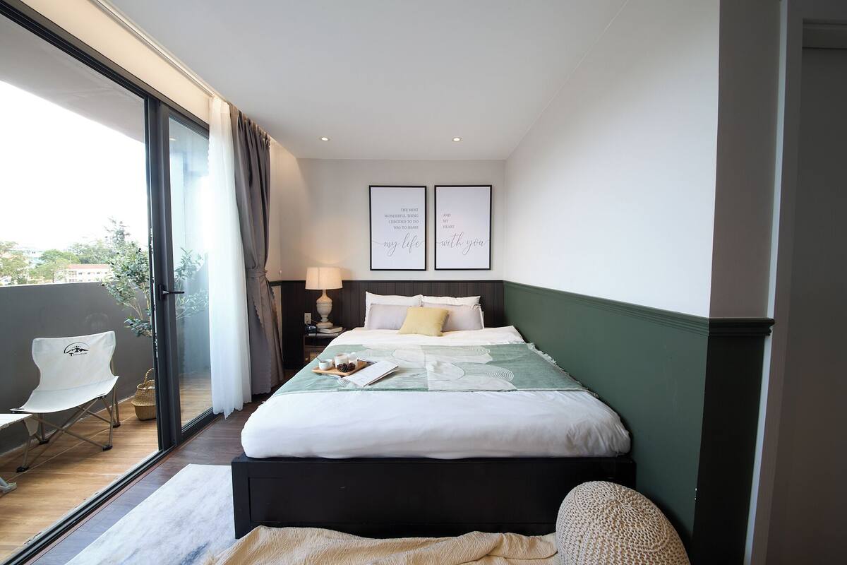 Deluxe Double Room, Balcony, City View | Desk, blackout curtains, iron/ironing board (on request), free WiFi