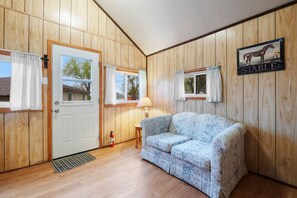 TV - Enjoy Rice Lakes at Rice Lakes (Bailieboro)