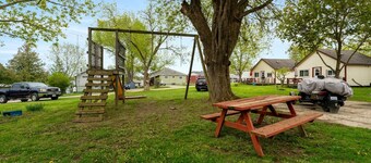 Peaceful Getaway at Rice Lakes!