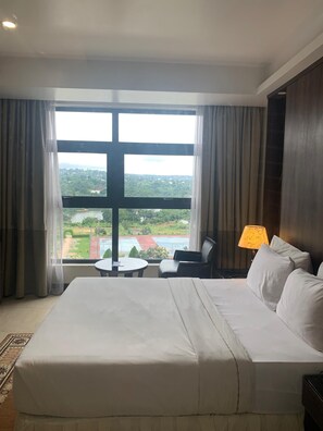 In-room safe, desk, blackout curtains, soundproofing