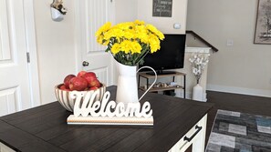 Interior - Tiny Cottage w/private workspace in the heart of Davidson! (Davidson)