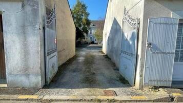 Enceinte de lâhĂ©bergement