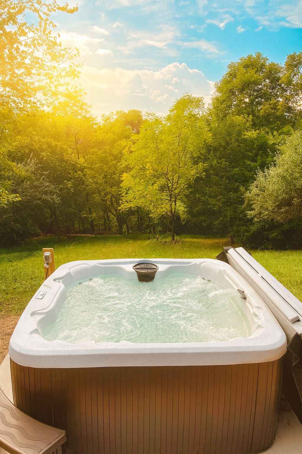 Outdoor spa tub