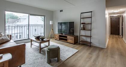 Turn-Key 2BR | 6 Blocks to Mayo | Washer/Dryer + 2 Parking Spots