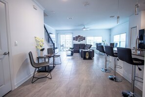 Interior - Luxury Family Retreat at ChampionsGate Resort, Walking Distance to waterpark! (Davenport)