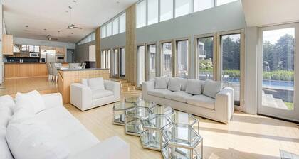 Spacious 5-bedroom house in beautiful Water Mill NY