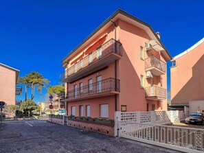 Exterior - Holiday flat with air conditioning (Bibione)