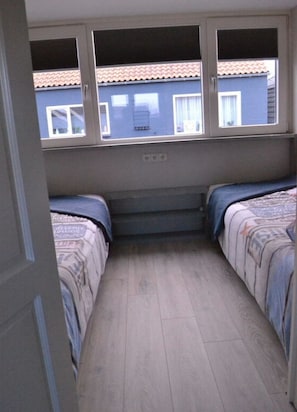 House | 2 bedrooms, individually furnished