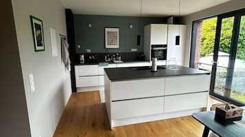 Ofen, Herdplatte, Geschirrspüler