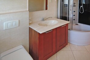 Apartment | Bathroom - Agriculture - Studios, Borzyslawiec by Lubczyna, Close to the Harbour (Goleniow)