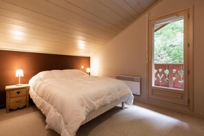 4 chambres, Wi-Fi, draps fournis