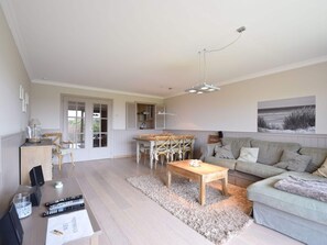 Private kitchen - Golf en Strand Apartment Near the Beach (De Haan)