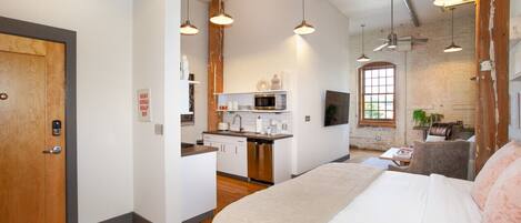 1 habitación, wifi y ropa de cama